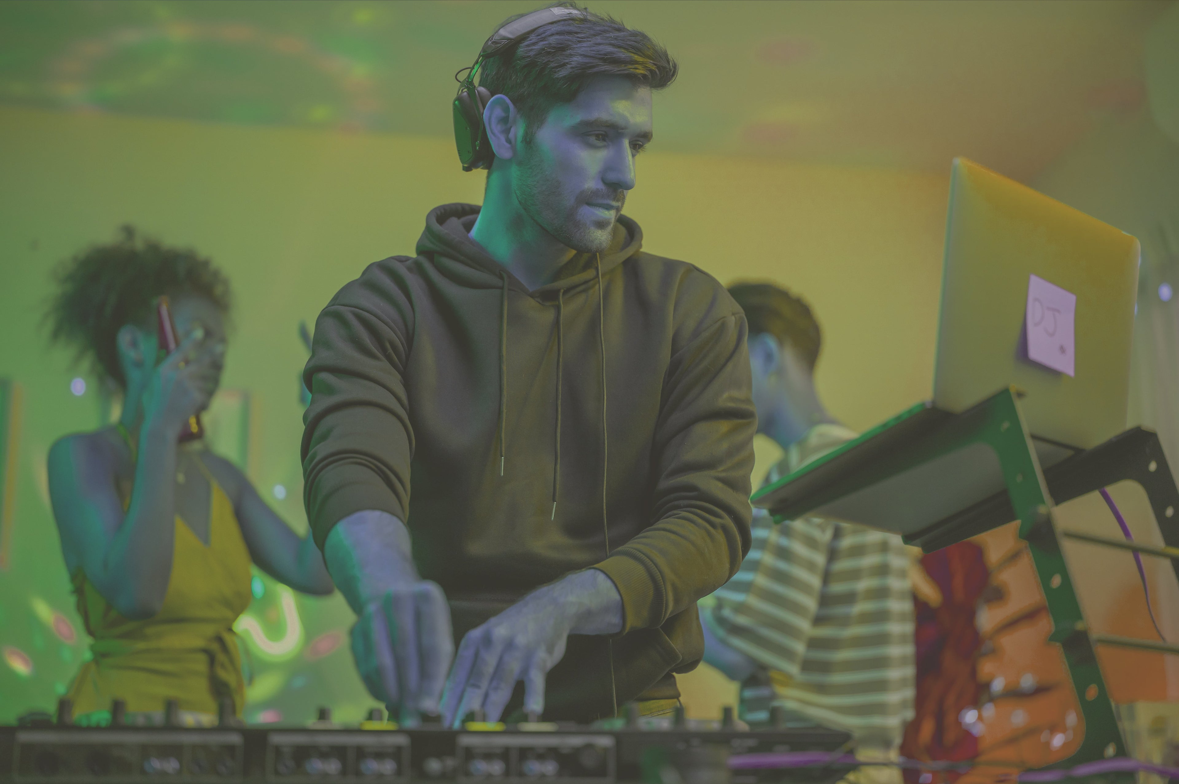 DJ's